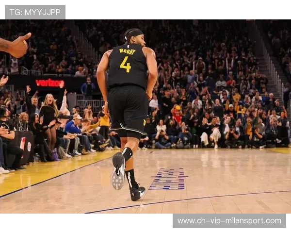 NBA球星言论自由风波引热议公众观点分歧再掀舆论浪潮 NBA球星言论自由风波引热议公众观点分歧再掀舆论浪潮