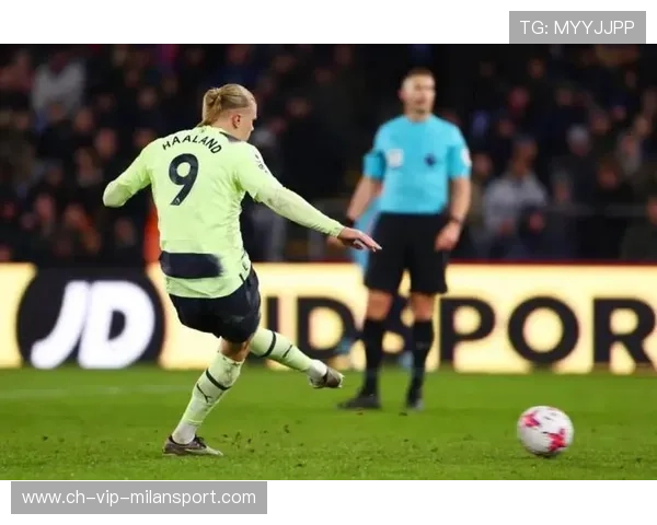 曼城哈兰德回身抽射再下一城 曼城哈兰德回身抽射再下一城