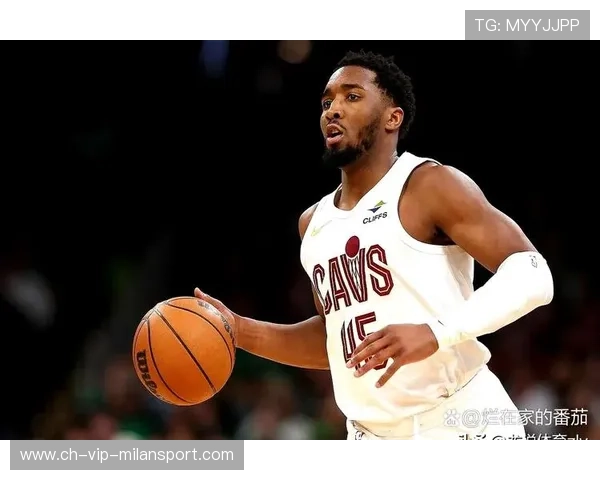 米切尔外线急停稳稳命中，骑士保持领先